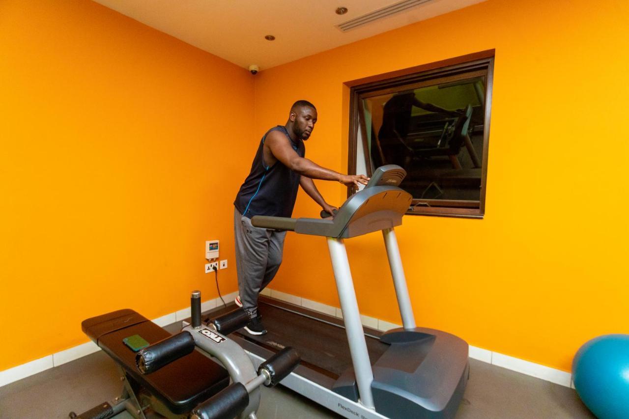 Hotel Ibis Styles Accra Airport Exterior foto